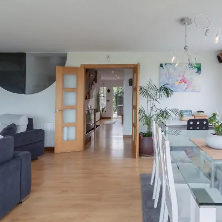 Espectacular Con Vistas Al Mar, Holiday home